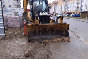 Olsztyn: Budowlańcy podczas pracy nielegalnie zajęli chodnik