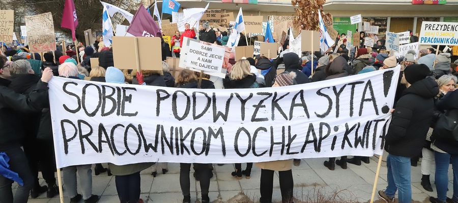 Dziś związki zawodowe pokazywały swoje niezadowolenie w samym centrum Olsztyna
