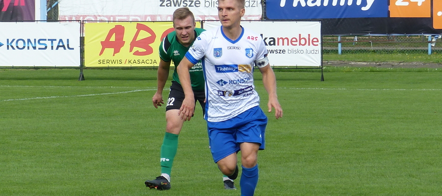 Tomasz Sedlewski (Jeziorak Iława) w sparingu ze swoją byłą drużyną, Olimpią Elbląg, zaliczył trzy asysty i jednego gola