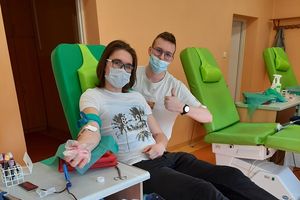 Uczniowie II liceum w Elblągu aktywnie pomagają [ZDJĘCIA]