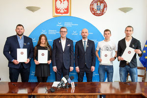 Lisowska, Bukowiecki, Zalewski i Lewalski podpisali umowy z AZS UWM Olsztyn