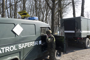 Saperzy podjęli niewybuchy w Gryźlinach. Odblokowano drogę S51 na trasie Olsztyn-Olsztynek