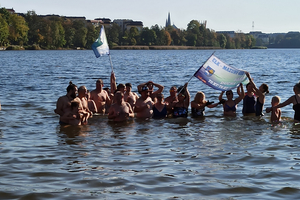 Tradycyjna kąpiel i zaślubiny Bałtyku z Jeziorem Ełckim - morsy przywitają wiosnę