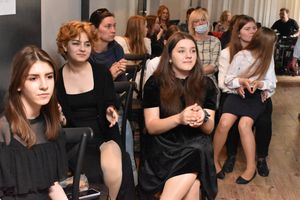 Mroczne klimaty Kasi Lins kluczem do sukcesu Amelii