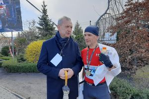 Krzysztof Chmieleski został wicemistrzem Polski nauczycieli w maratonie 