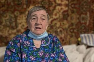 Ocalała z Holocaustu, bo schowała się w piwnicy. Teraz zmarła w piwnicy w Mariupolu.