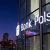 PKO BP na apel premiera podnosi oprocentowania lokat bankowych.
