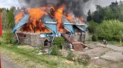 Pożar opuszczonej restauracji na trasie Nidzica-Mława [ZDJĘCIA]