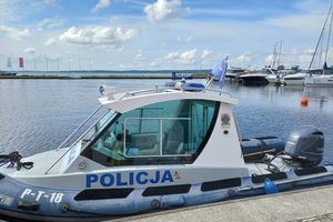 Policyjny patrol wodny jest już na jeziorach