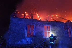 Nocny pożar w gminie Pieniężno [ZDJĘCIA]