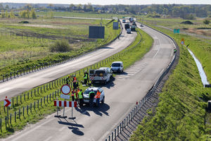 Droga z Olsztyna na Szczytno jest zamknięta. Utrudnienia potrwają prawie do końca wakacji [ZDJĘCIA]