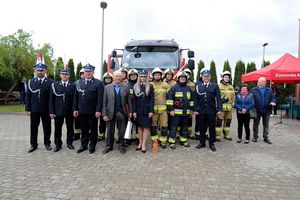 Nowy wóz strażacki w OSP Nowakowo. W gminie będzie bezpieczniej