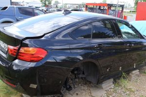 Włamanie do warsztatu w Lubawie. Skradziono cztery koła od samochodu BMW i wiele innych części [ZDJĘCIA]