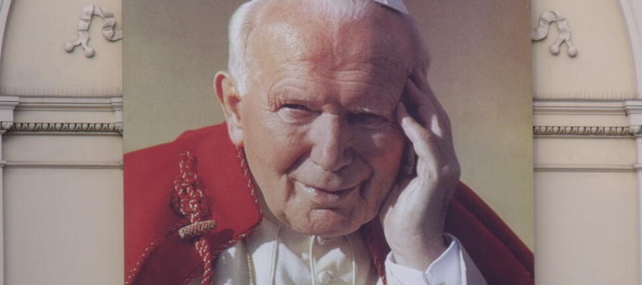 102. rocznica urodzin św. Jana Pawła II. 