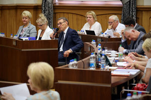 Dyskusja o upamiętnienie olsztyńskich sportowców na sesji Rady Miasta. Poszło o ich przeszłość w milicji i ZOMO