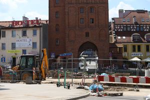 Budowa pod Wysoką Bramą w Olsztynie wydłuży się o co najmniej dwa miesiące