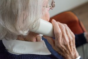 93-letnia kobieta z Olsztyna straciła 27 tys. zł. Chciała pomóc swojej córce