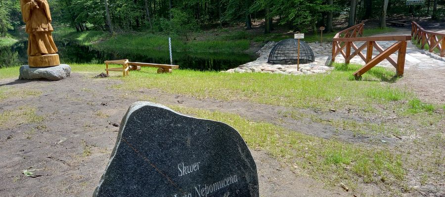 Skwer św. Jana Nepomucena w uroczysku Las Miejski