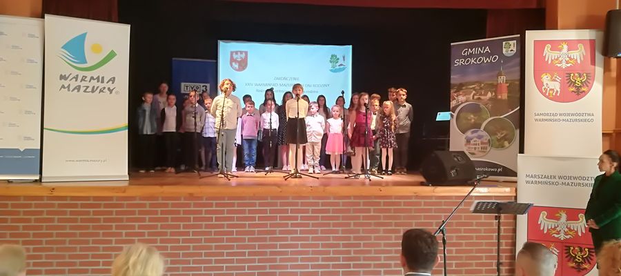 Obchodom towarzyszyły również występy polsko-ukraińskich dzieci