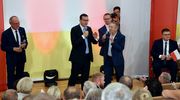 Premier Mateusz Morawiecki rozmawia o Polsce z mieszkańcami Działdowa