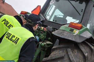 Traktorzysta z ponad 2 promilami alkoholu