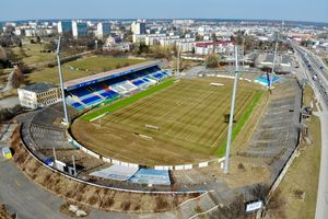 Radny Olsztyna przedstawia wieloetapową koncepcję remontu Stadionu Stomilu