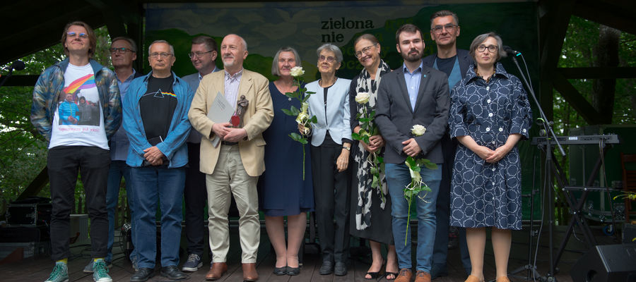 Od lewej: Michał Fałtynowicz, Marek Zagańczyk, Bronisław Maj, Jarosław Ławski, Zbigniew Machej, Anna Legeżyńska, Adriana Szymańska, Dorota Szatters, Michał Muszalik, Wojciech Kass, Agnieszka Kosińska. 