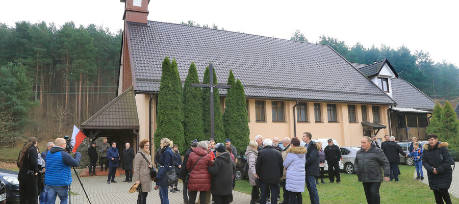 Nikt nie zauważył złodziei włamujących się na plebanię w  Pluskach