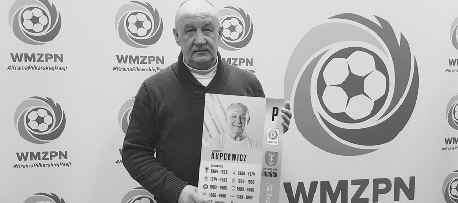 Janusz Kupcewicz, tu podczas wizyty w siedzibie Warmińsko-Mazurskiego Związku Piłki Nożnej w Olsztynie