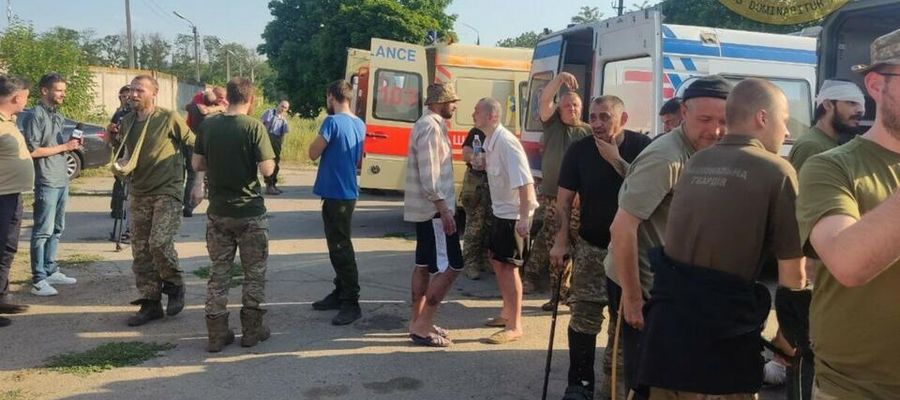 Ukraińscy żołnierze, którzy wrócili do ojczyzny w ramach wymiany jeńców 