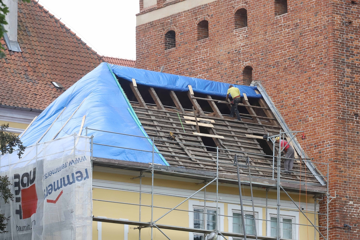 Remont dachu Muzeum Warmii i Mazur w Olsztynie