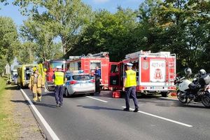 Wypadek w Lubawie. Na DK15 zderzył się samochód osobowy z motocyklem