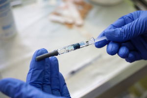 Wiceminister zdrowia: państwo będzie finansowało szczepienia na grypę