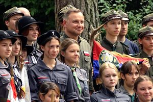 [WIDEO] Prezydent Andrzej Duda odwiedził harcerzy