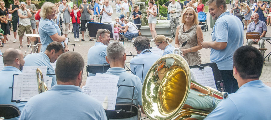 Nie tylko letnie, ale i zimowe koncerty stają się specjalnością AMODII