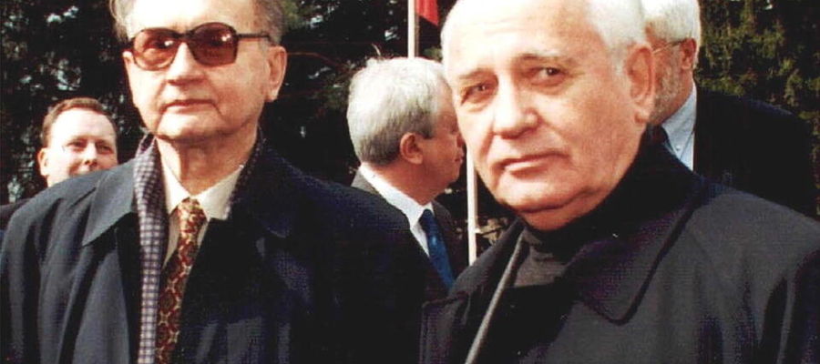 Wojciech Jaruzelski, Michaił Gorbaczow