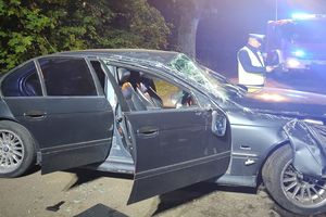 Policjanci wyjaśniają okoliczności wypadku drogowego w Brzozowie