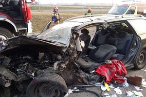 Tragiczny wypadek na S16 pod Olsztynem. 44-letni kierowca zmarł w szpitalu