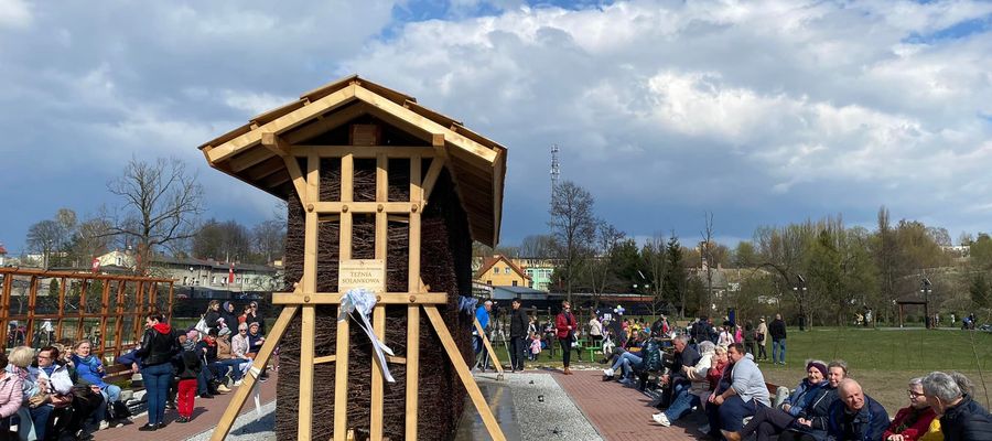 Tężnia solankowa znajduje się w Lidzbarku przy ulicy Działdowskiej na terenie Bulwaru nad Welem. Inwestycja ta to projekt z budżetu obywatelskiego Lidzbarka 2018. Podobna powstanie w Lubawie. 