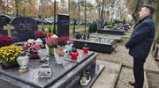 Znicze zapłonęły na grobach byłych prezydentów Elbląga
