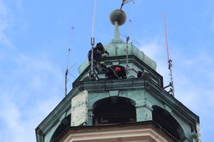 Specjaliści po raz kolejny będą pracować na czubku ratuszowej wieży w Olsztyna. Główne wejście do Urzędu Miasta będzie zamknięte