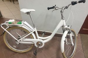 11-latek złapany na gorącym uczynku. Chciał ukraść rower z wiaty na ul.Sikorskiego w Olsztynie