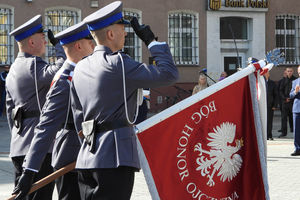 Komenda Powiatowa Policji w Bartoszycach otrzymała sztandar [GALERIA] 