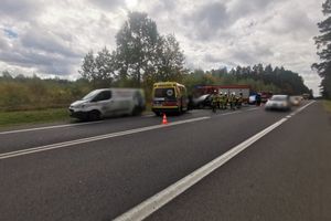 [AKTUALIZACJA] Kolizja dwóch aut osobowych na trasie Olsztyn - Ostróda