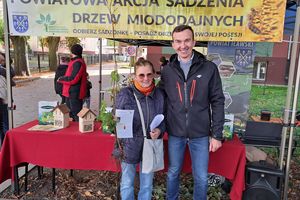 W okolicy przybędzie drzew miododajnych [ZDJĘCIA]