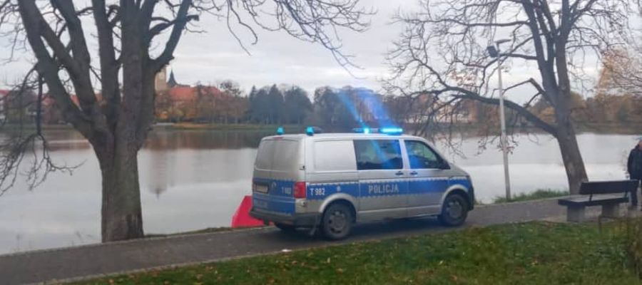 Dziś rano w jeziorze Domowym Małym znaleziono ciało 36-letniego mieszkańca Szczytna.