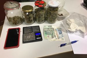 Policjanci znaleźli amfetaminę, marihuanę i grzyby halucynogenne
