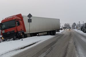 Zima zaskoczyła kierowców i drogowców