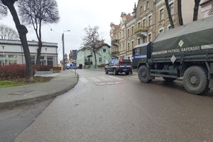 Niewybuch w centrum Mrągowa. Ewakuowano 42 osoby