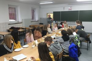 Wizyta uczniów ze Szkoły Podstawowej w Sampławie w Zespole Szkół w Lubawie [ZDJĘCIA]

